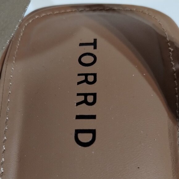 Torrid Wedge Platform Stretch Raffia Sandal - Picture 5 of 6